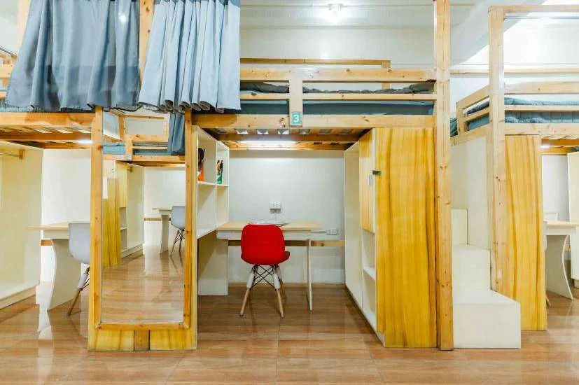 홈룸 선생님과 사용하는 기숙사 공간